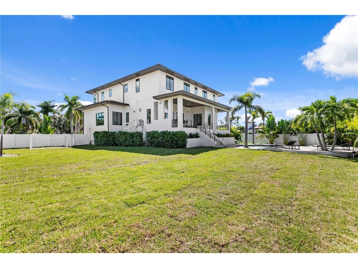 4300 Bayshore Boulevard NE Saint Petersburg FL 33703 TB8436678 image34