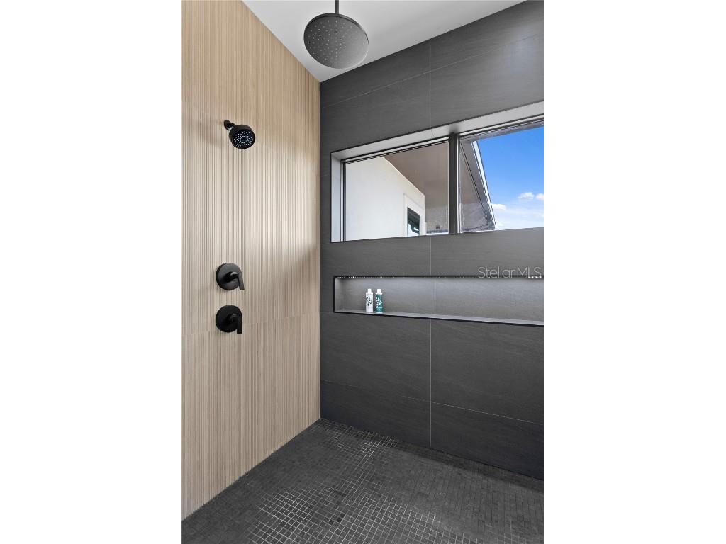 4300 Bayshore Boulevard NE Saint Petersburg FL 33703 TB8436678 image49