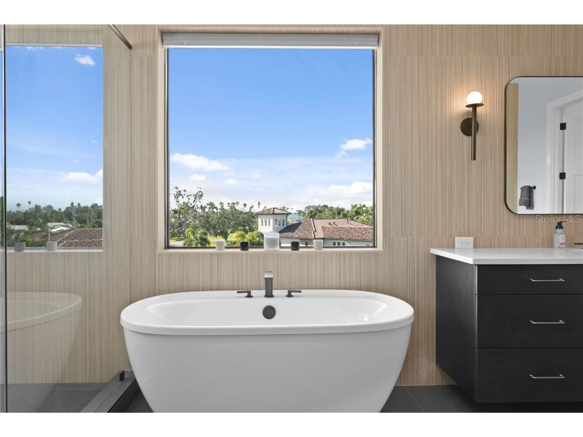 4300 Bayshore Boulevard NE Saint Petersburg FL 33703 TB8436678 image50