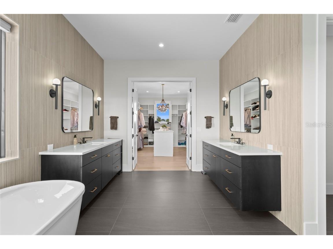 4300 Bayshore Boulevard NE Saint Petersburg FL 33703 TB8436678 image52