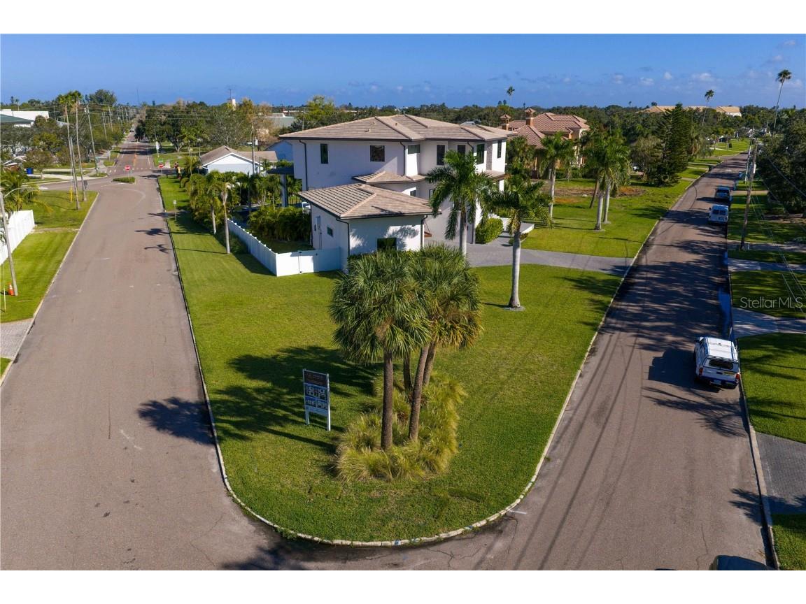 4300 Bayshore Boulevard NE Saint Petersburg FL 33703 TB8436678 image84
