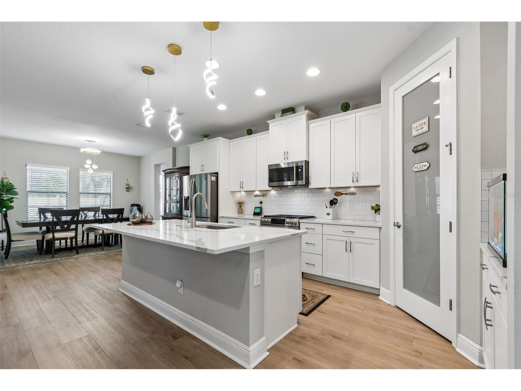 4300 Burdick Loop Odessa FL 33556 W7883629 image8