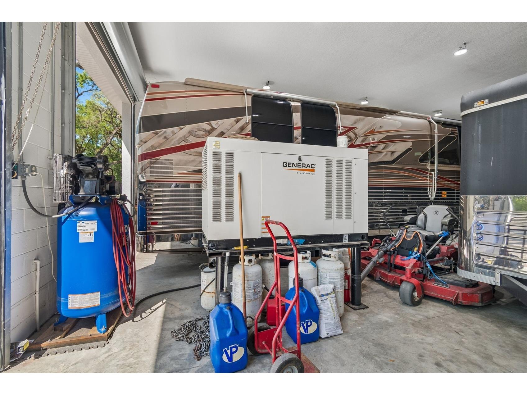 4300 Cr 673 Bushnell FL 33513 TB8491648 image68