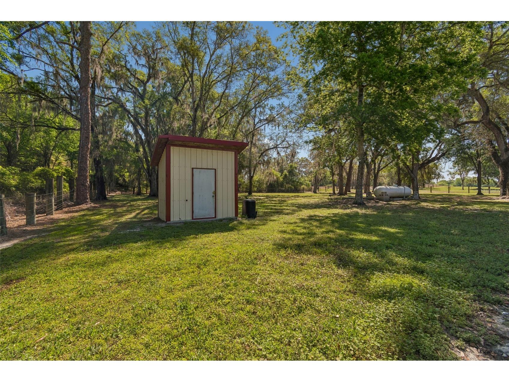 4300 Cr 673 Bushnell FL 33513 TB8491648 image75