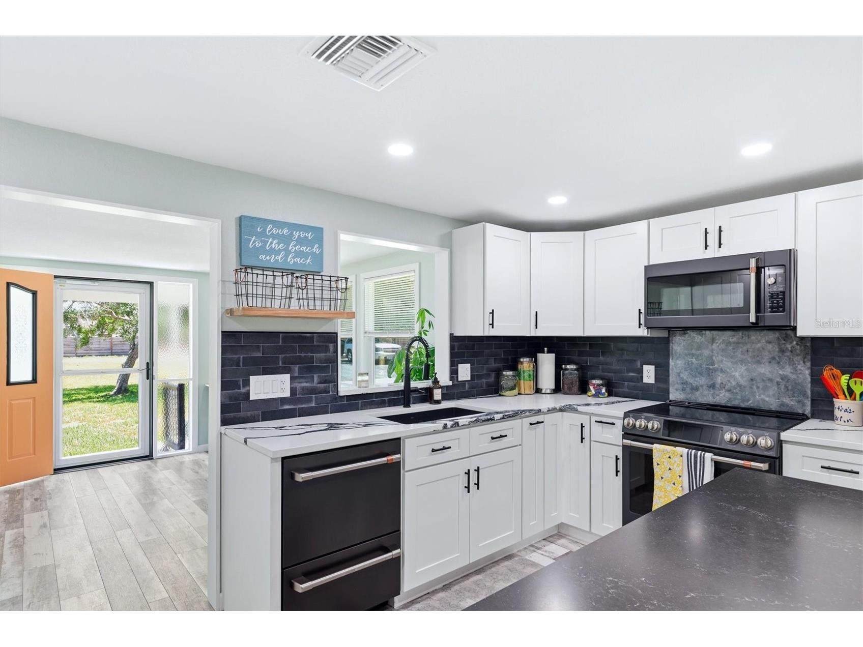 4300 Eastern Parkway Sarasota FL 34233 N6144098 image23