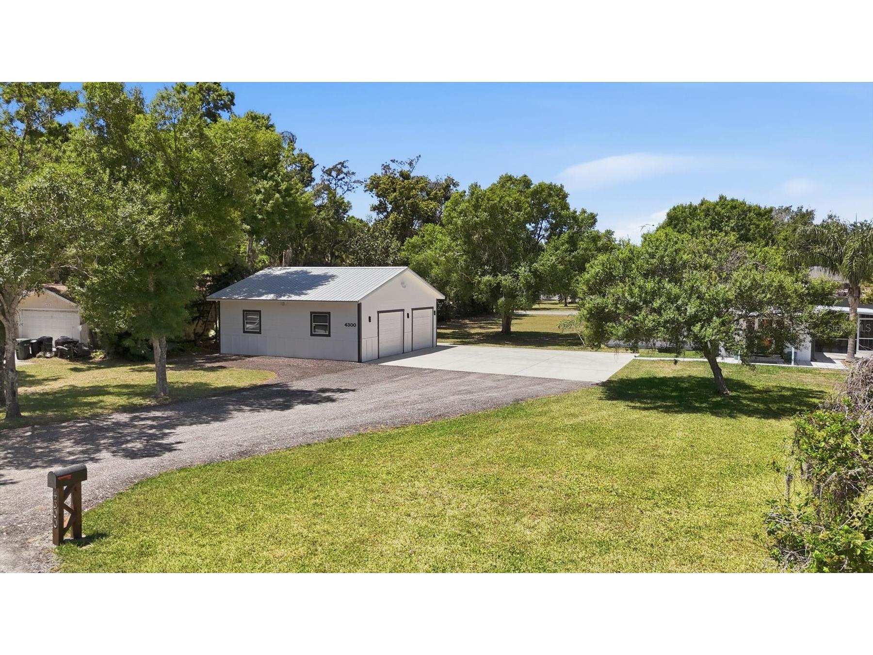 4300 Eastern Parkway Sarasota FL 34233 N6144098 image4