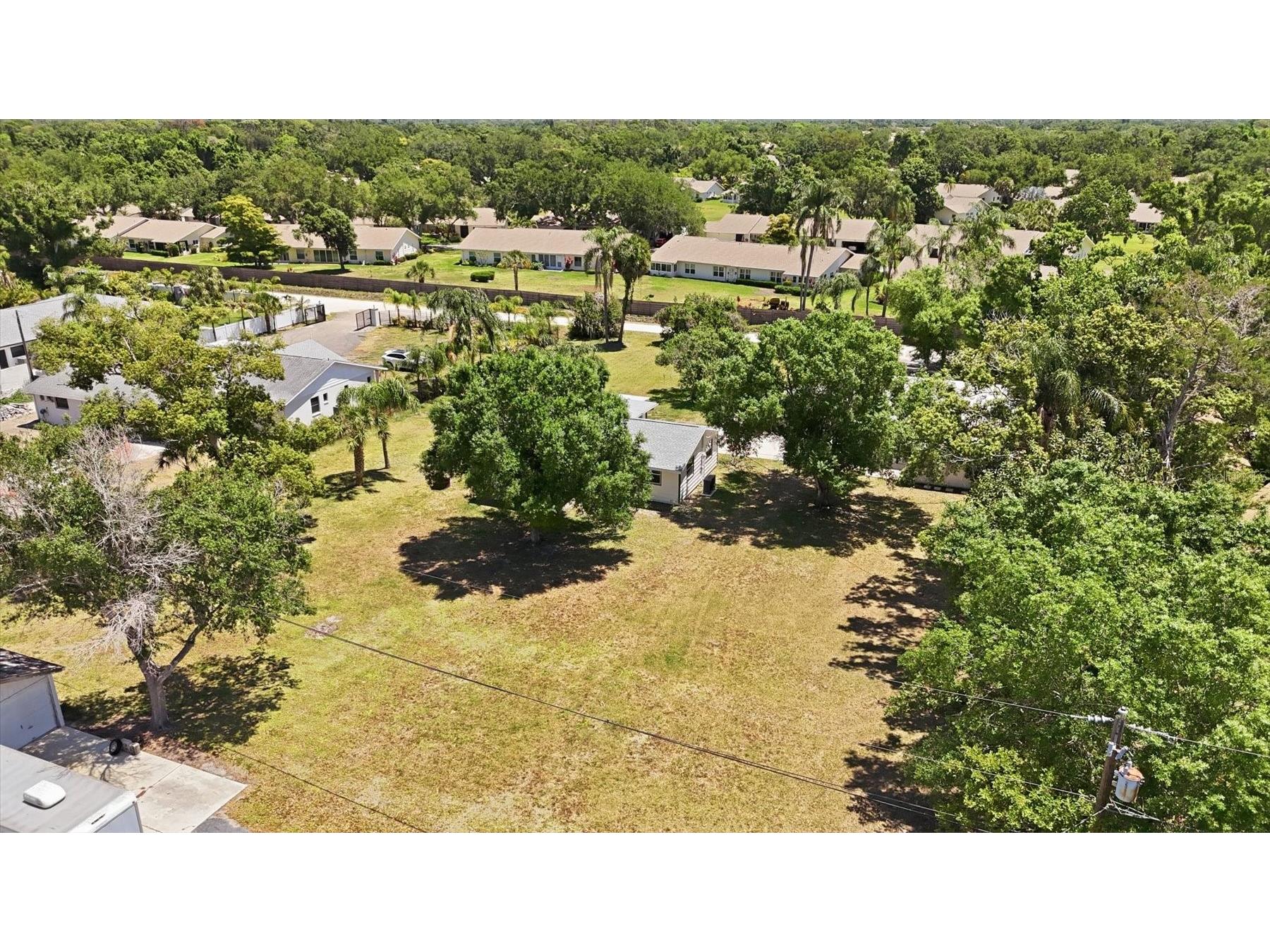 4300 Eastern Parkway Sarasota FL 34233 N6144098 image55