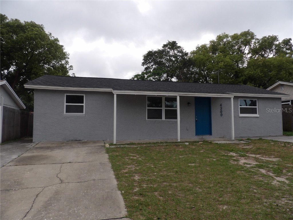 4300 Las Vegas Drive New Port Richey FL 34653 U8237449 image1