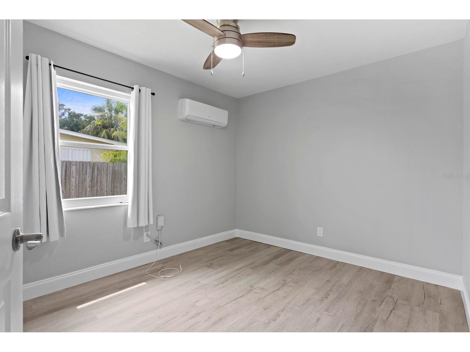 4300 Maple Street NE Saint Petersburg FL 33703 TB8476217 image21