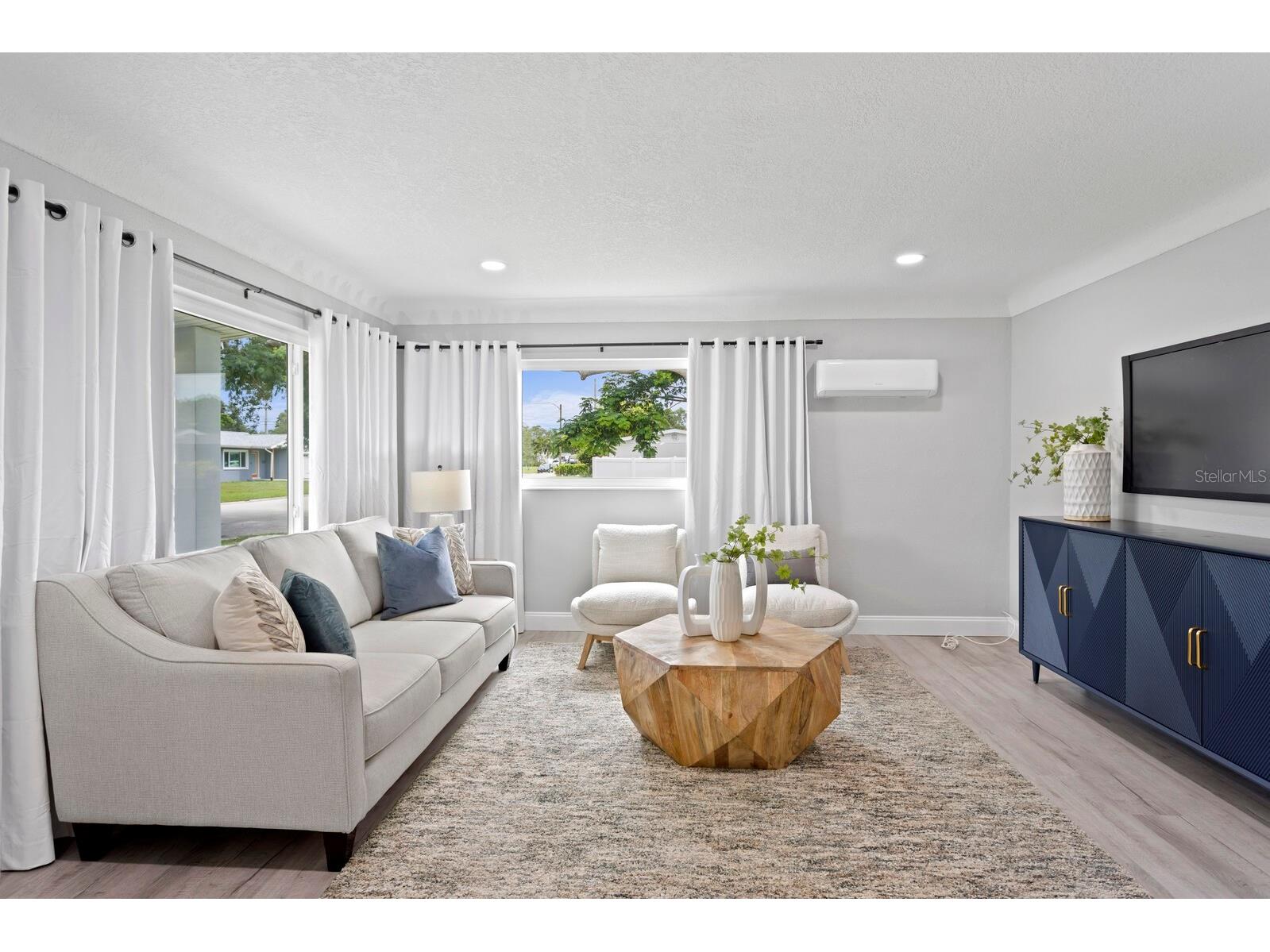 4300 Maple Street NE Saint Petersburg FL 33703 TB8476217 image3