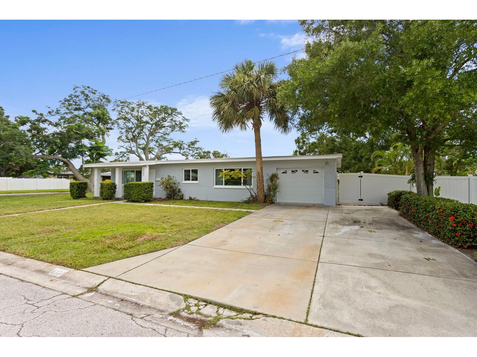 4300 Maple Street NE Saint Petersburg FL 33703 TB8476217 image30