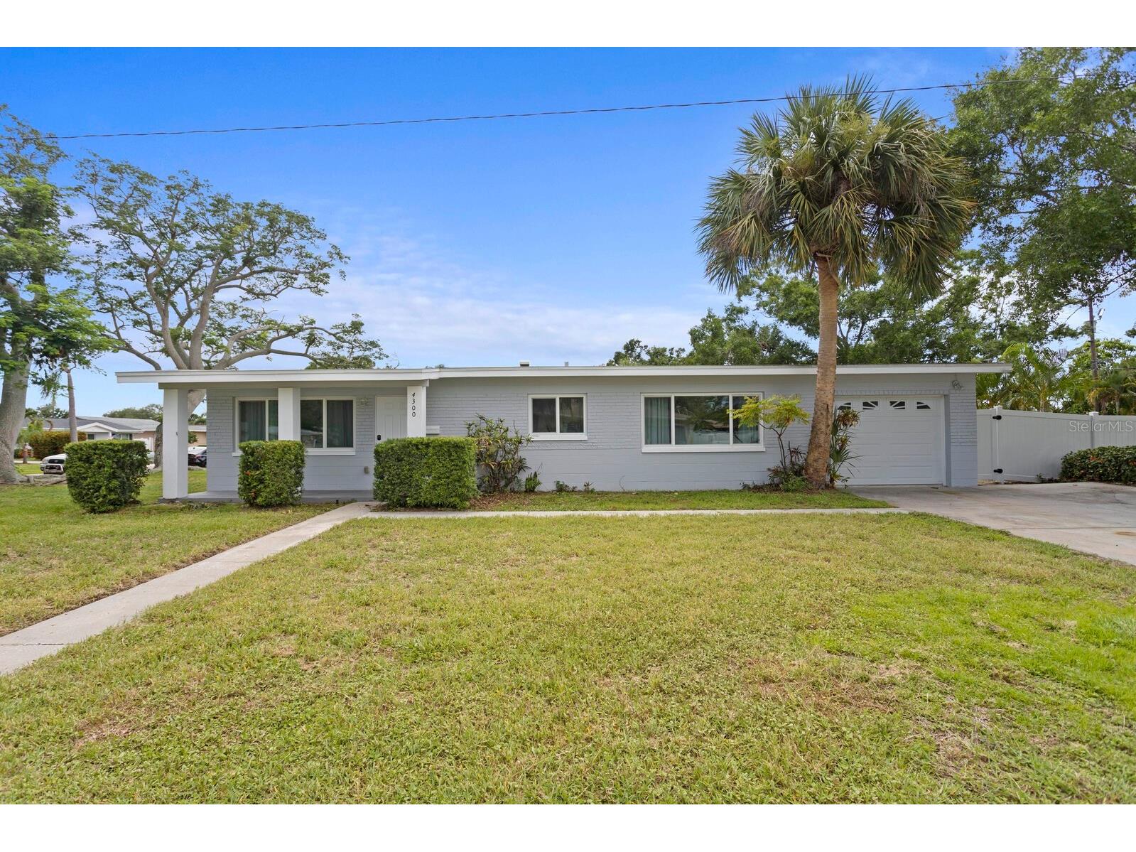 4300 Maple Street NE Saint Petersburg FL 33703 TB8476217 image32