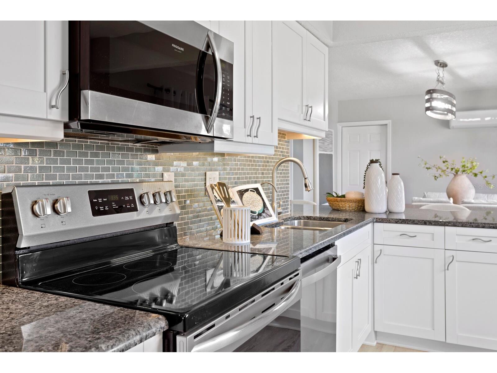 4300 Maple Street NE Saint Petersburg FL 33703 TB8476217 image8