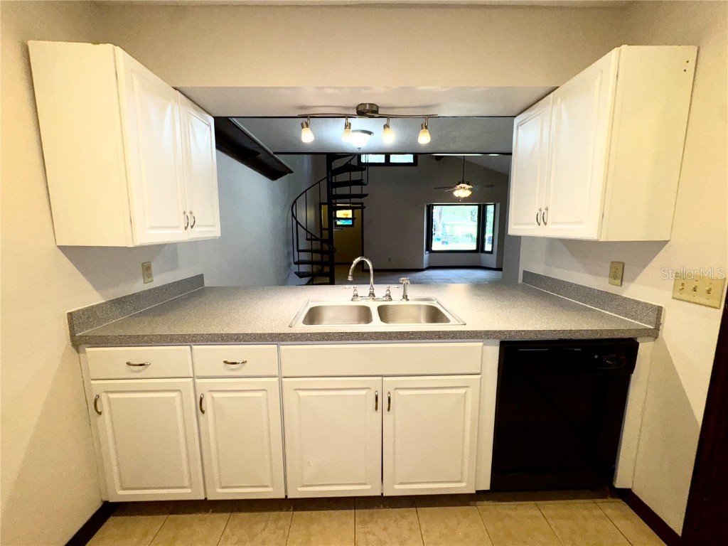 4300 NE 17th Terrace Gainesville FL 32609 GC531846 image9