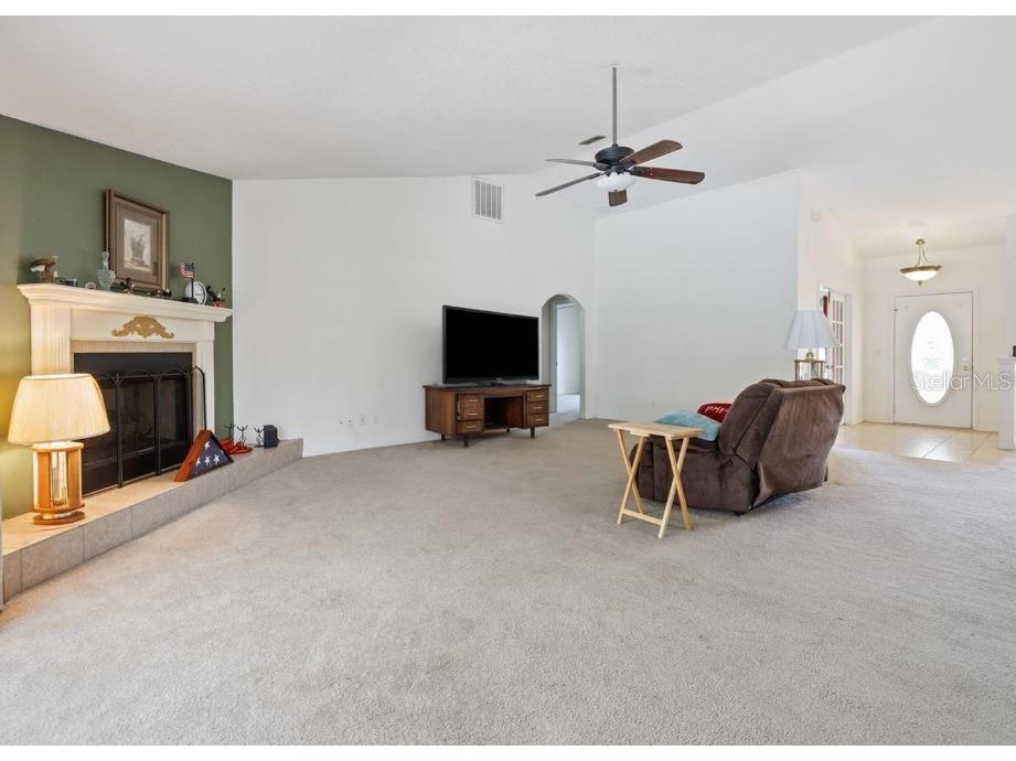 4300 NW 4th Circle Ocala FL 34475 OM710291 image8