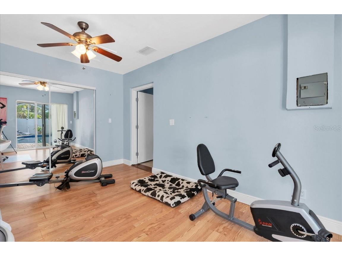 4301 50th Terrace S Saint Petersburg FL 33711 TB8445552 image17