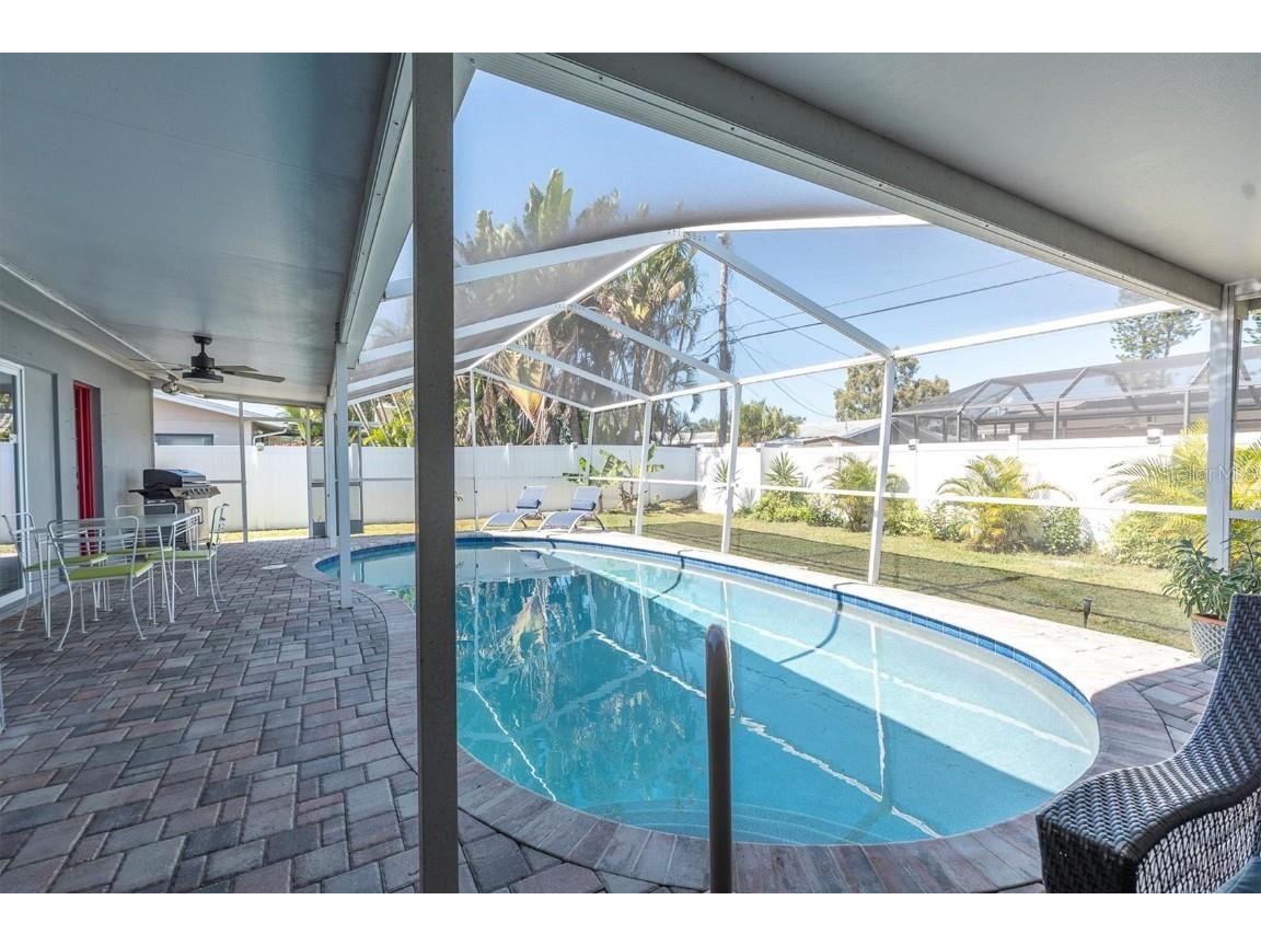 4301 50th Terrace S Saint Petersburg FL 33711 TB8445552 image23