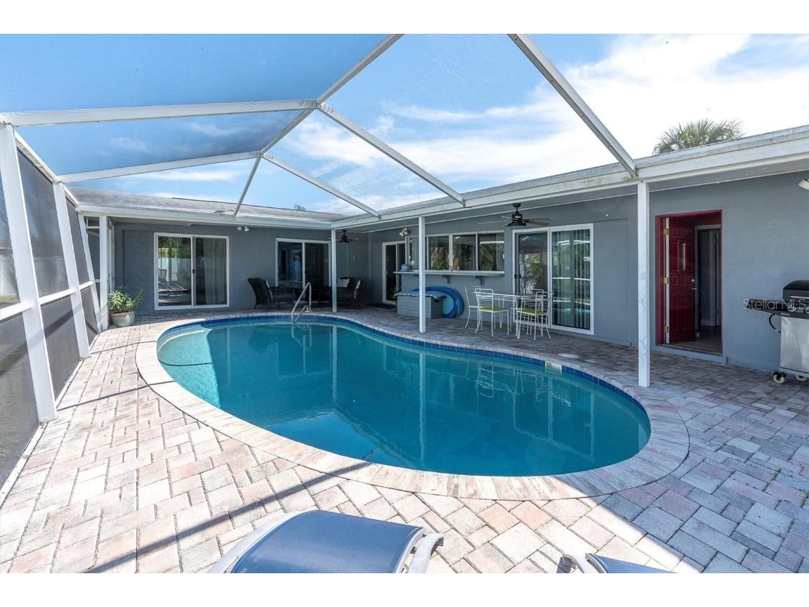 4301 50th Terrace S Saint Petersburg FL 33711 TB8445552 image24