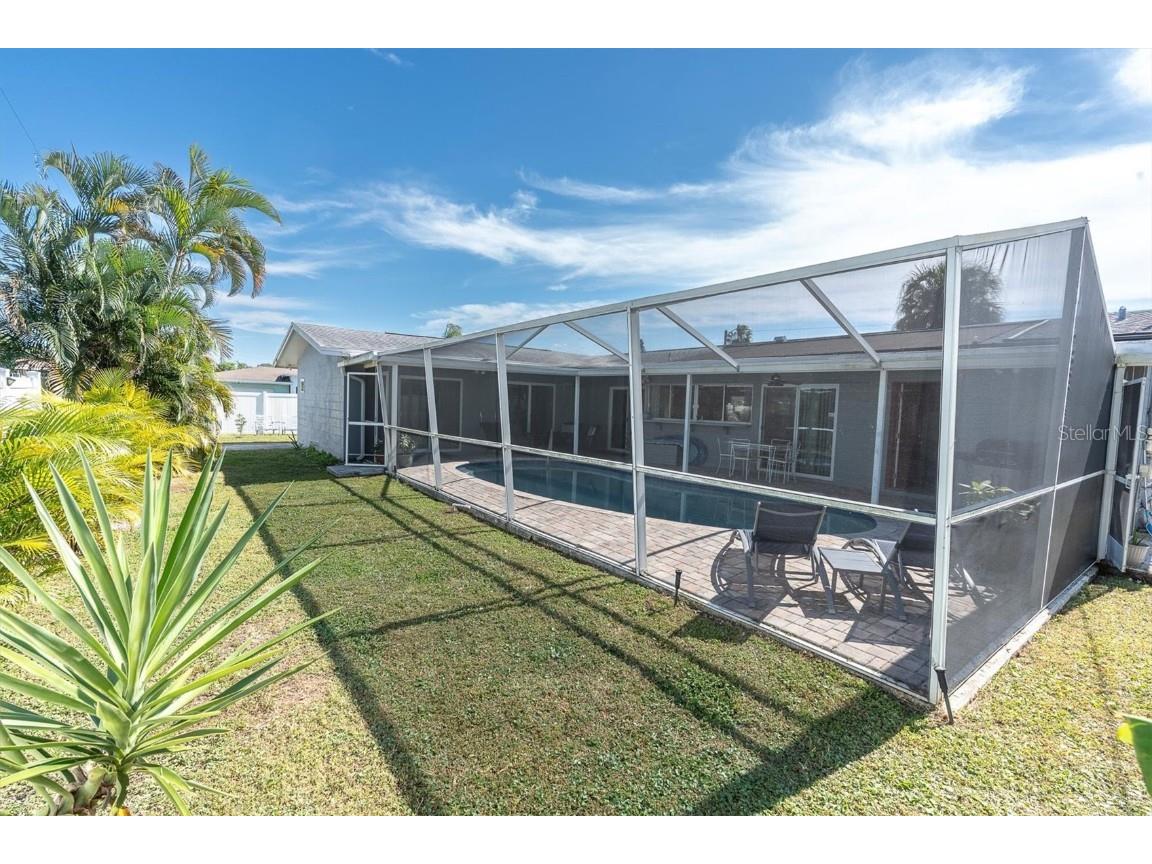 4301 50th Terrace S Saint Petersburg FL 33711 TB8445552 image25