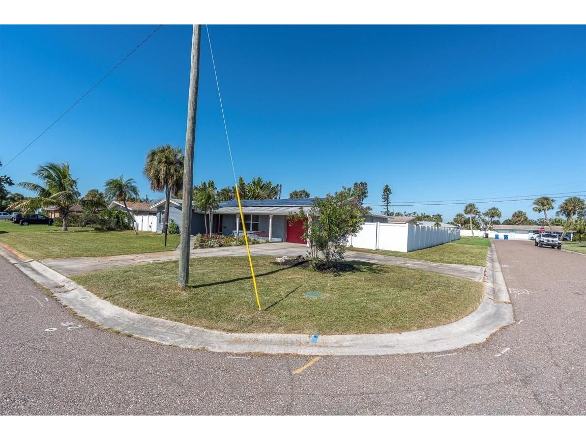 4301 50th Terrace S Saint Petersburg FL 33711 TB8445552 image29