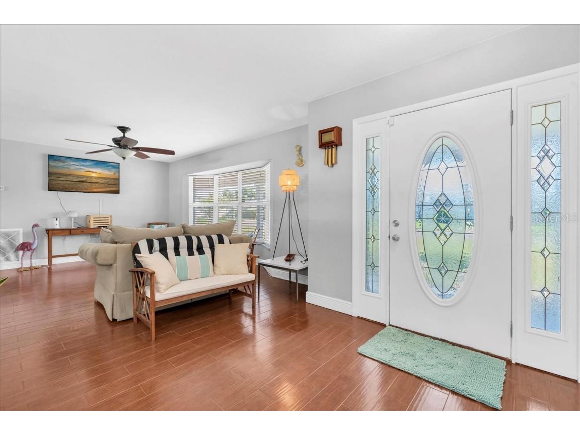 4301 50th Terrace S Saint Petersburg FL 33711 TB8445552 image4