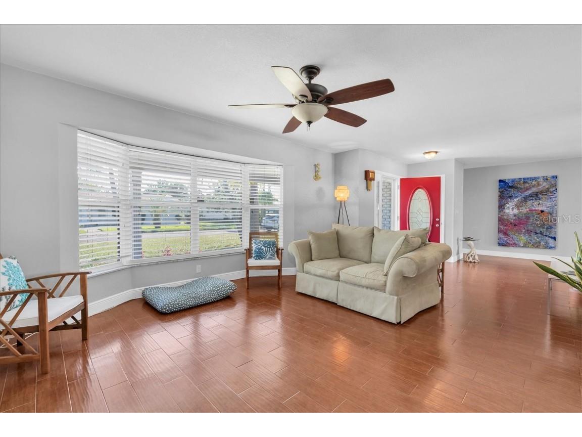 4301 50th Terrace S Saint Petersburg FL 33711 TB8445552 image6