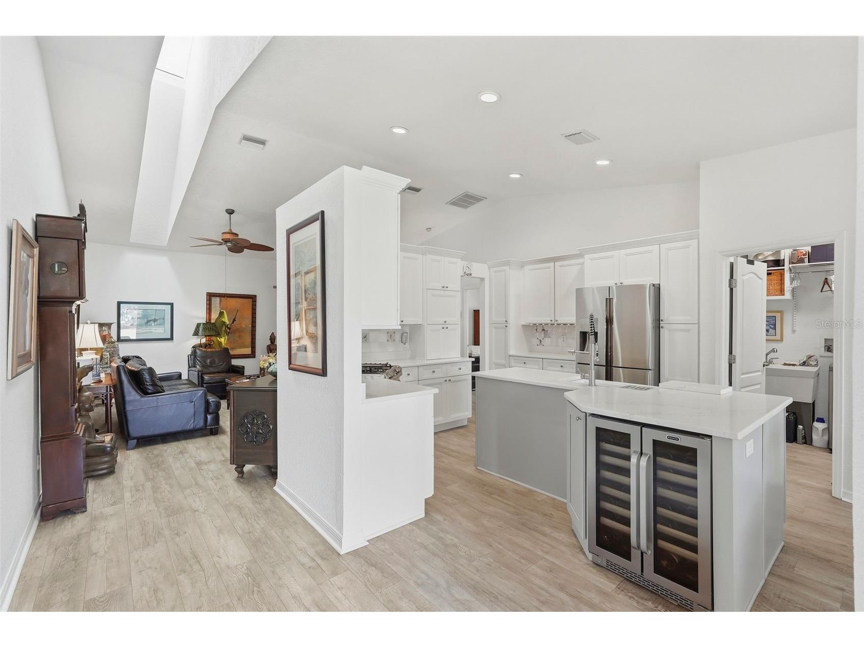 4301 52nd Avenue S Saint Petersburg FL 33711 TB8494777 image8