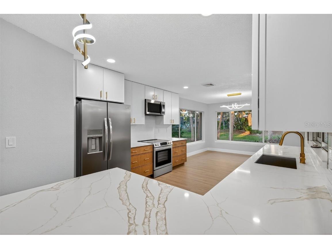 4301 Marine Parkway New Port Richey FL 34652 W7880624 image30