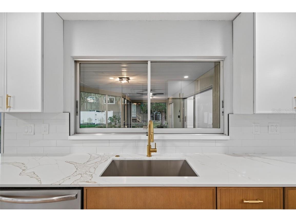 4301 Marine Parkway New Port Richey FL 34652 W7880624 image31