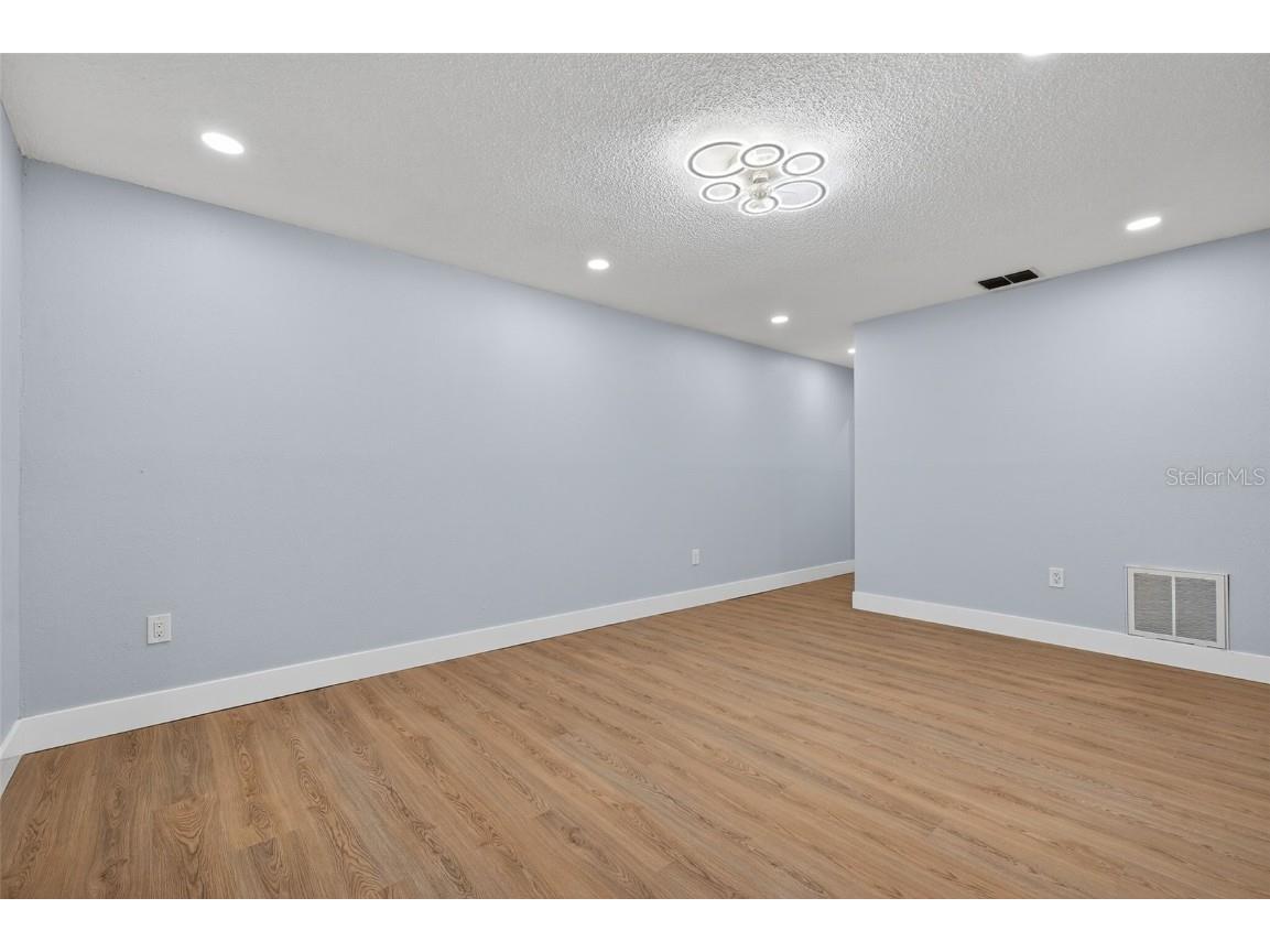 4301 Marine Parkway New Port Richey FL 34652 W7880624 image48