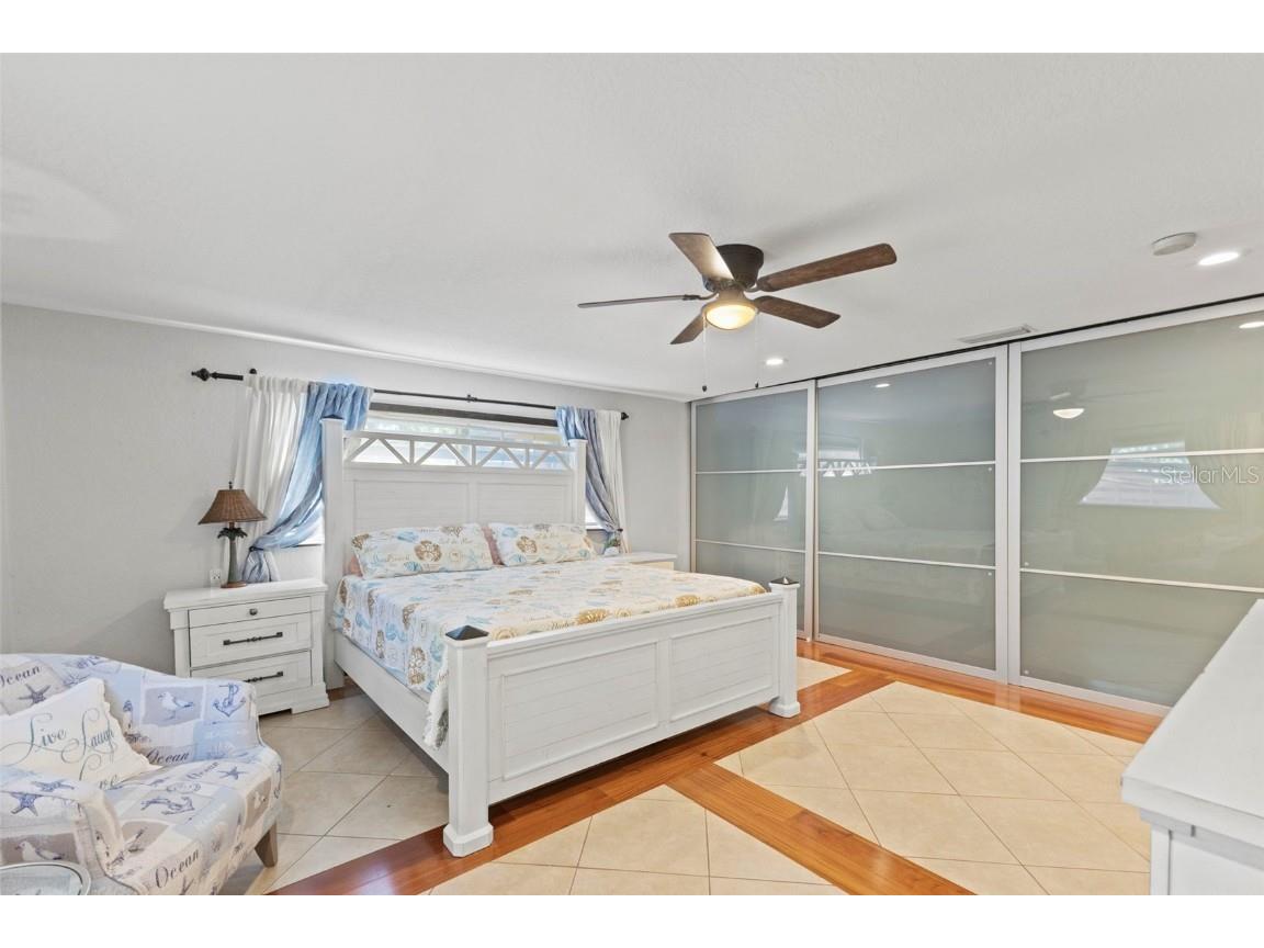 4301 S Lockwood Ridge Road Sarasota FL 34231 A4672535 image20