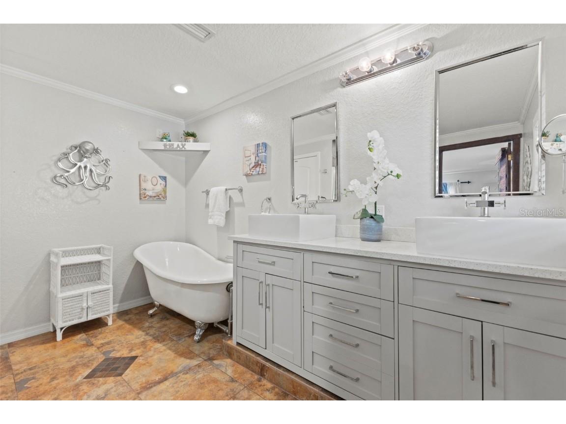 4301 S Lockwood Ridge Road Sarasota FL 34231 A4672535 image22