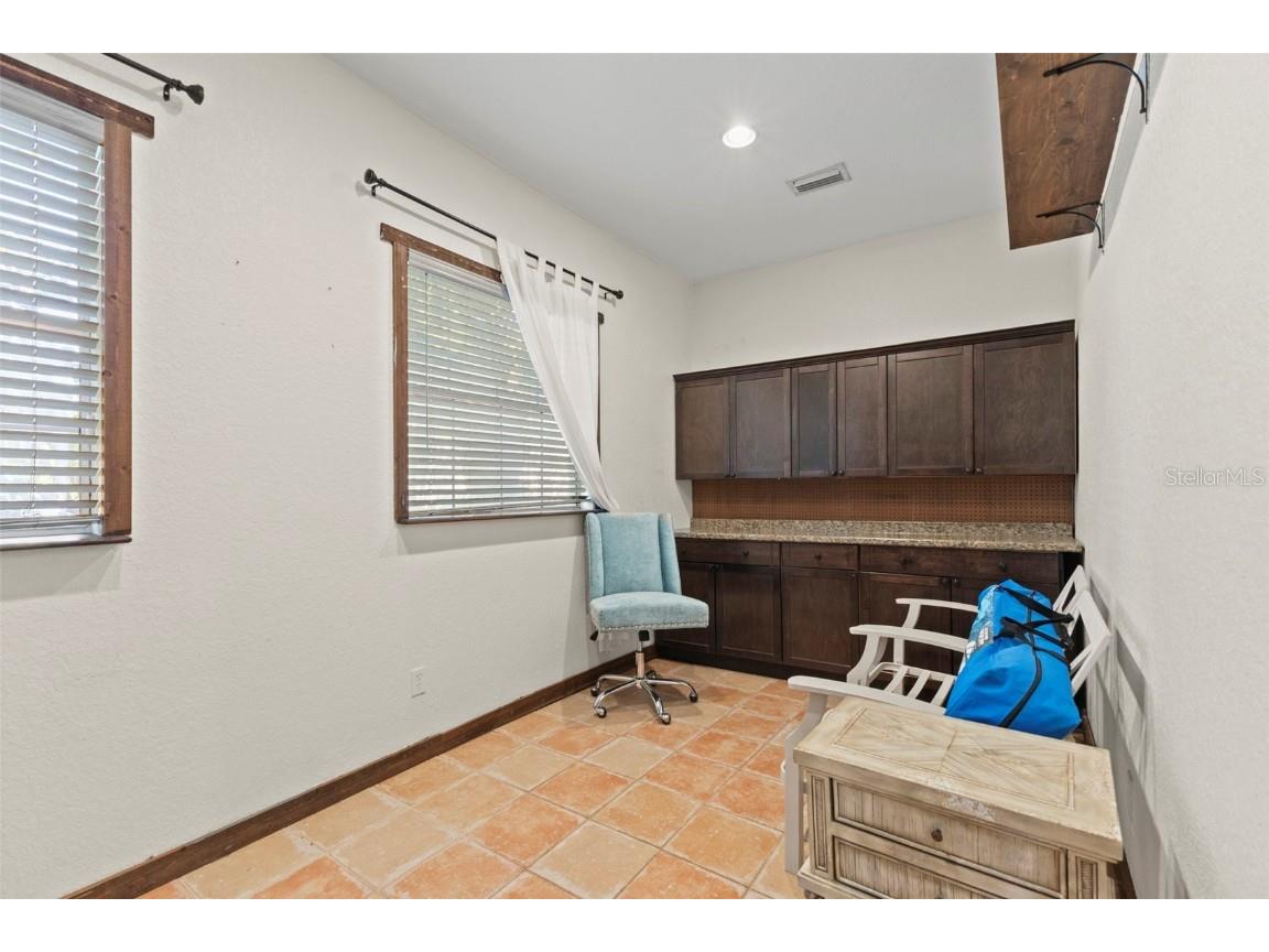 4301 S Lockwood Ridge Road Sarasota FL 34231 A4672535 image32