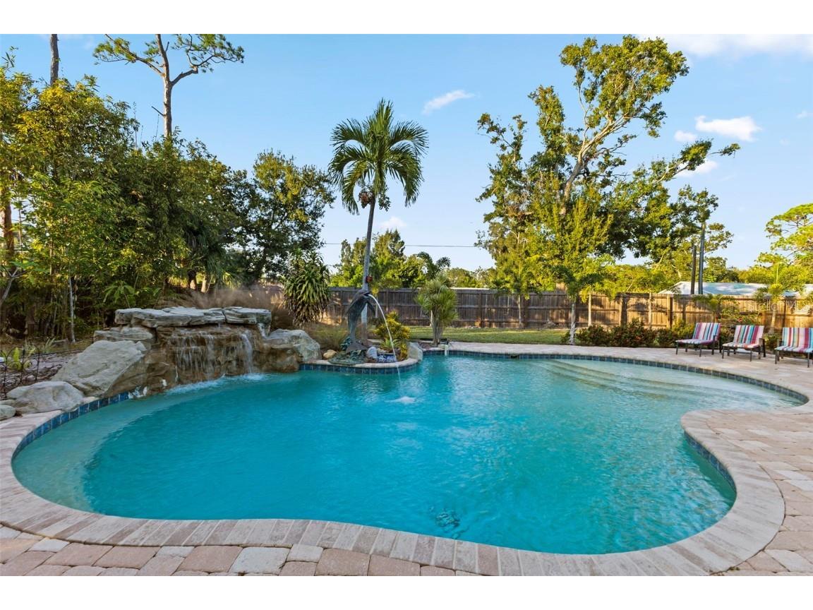 4301 S Lockwood Ridge Road Sarasota FL 34231 A4672535 image43