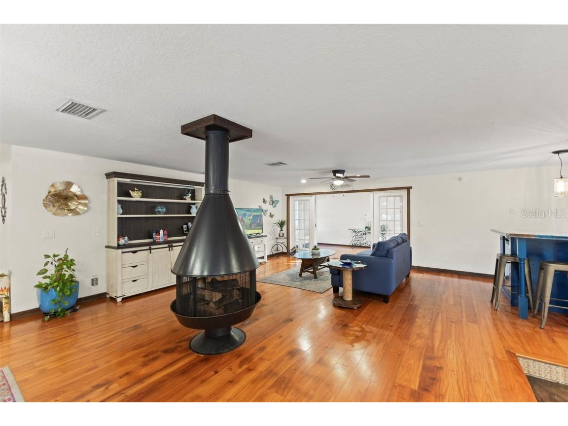 4301 S Lockwood Ridge Road Sarasota FL 34231 A4672535 image8