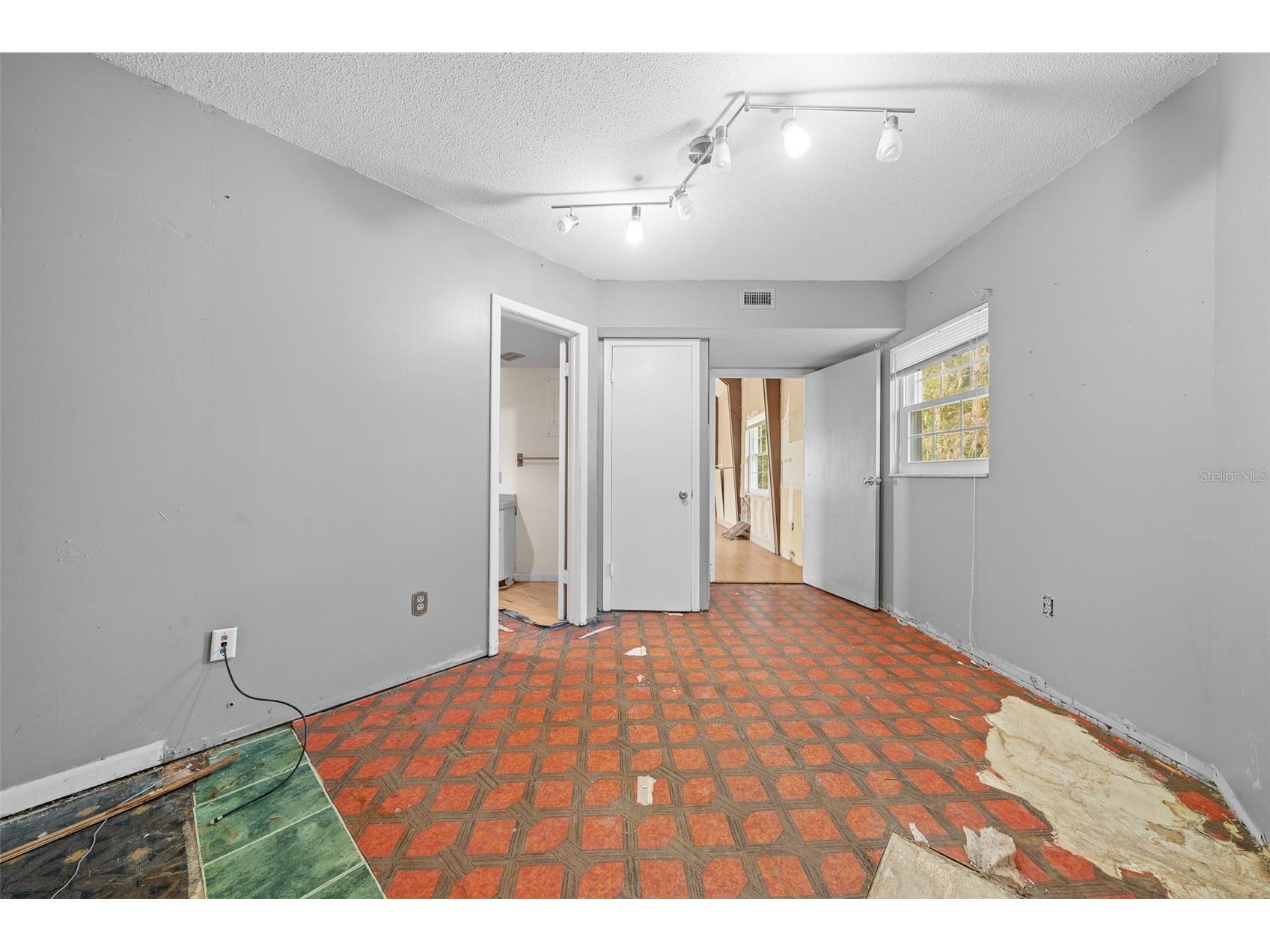 4301 SE 38th Street Ocala FL 34480 OM694458 image21