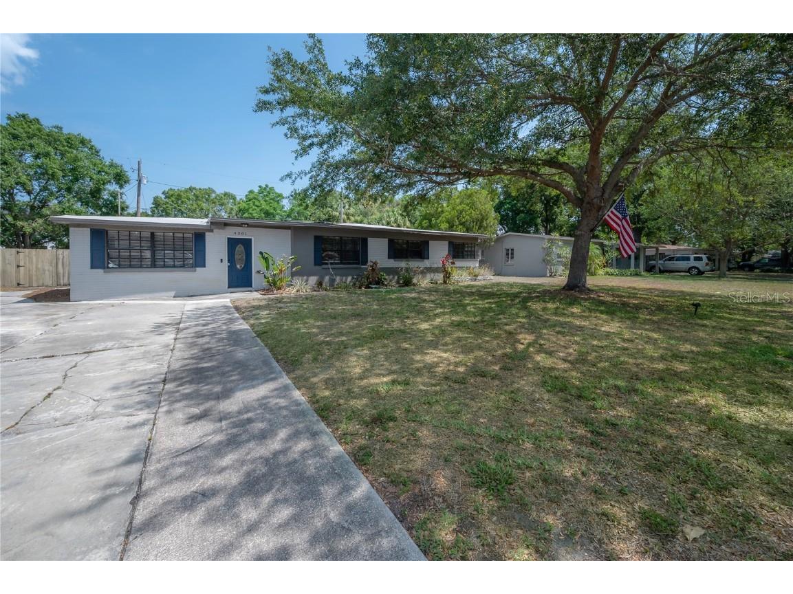 4301 W Knights Avenue Tampa FL 33611 T3442810 image1