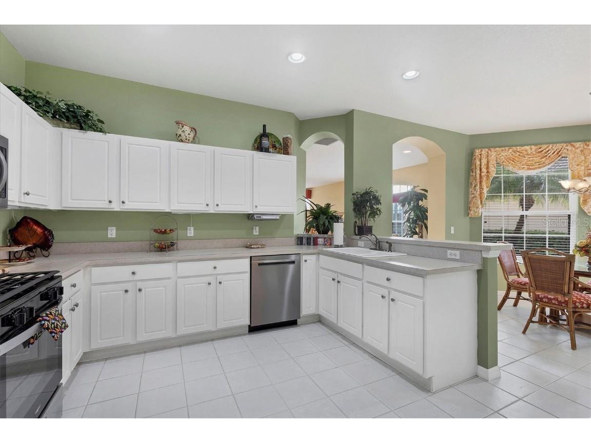 4301 Whispering Oaks Drive North Port FL 34287 N6137389 image16