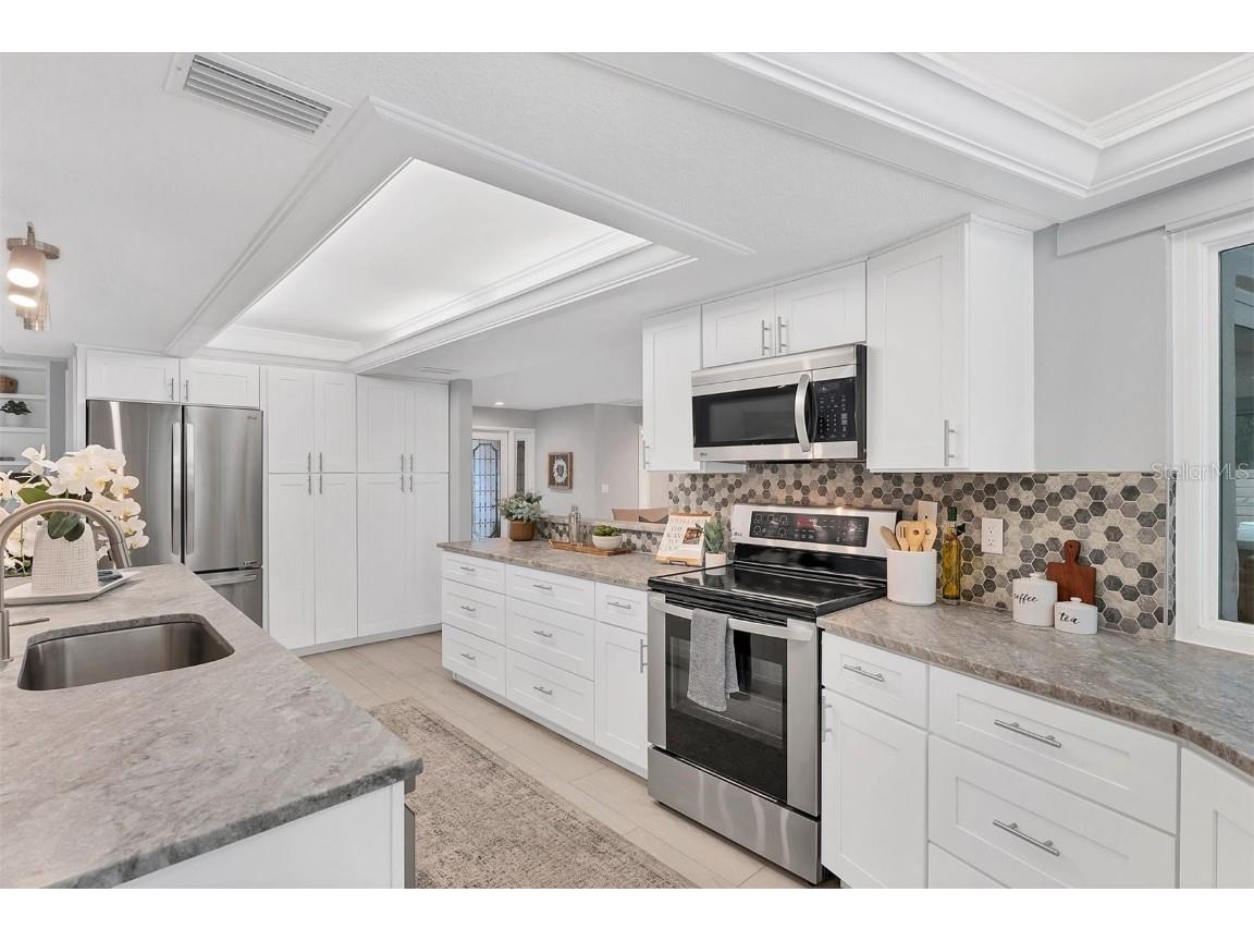 4302 Deepwater Lane Tampa FL 33615 T3543213 image24