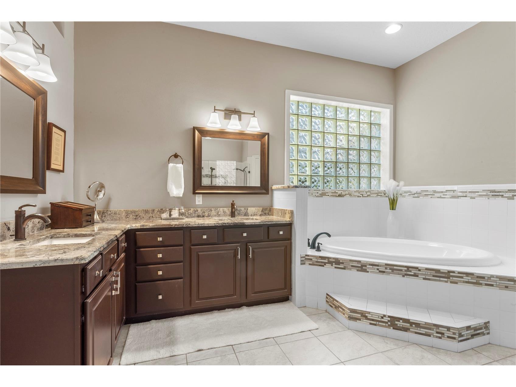 4302 Faircourt Drive Valrico FL 33596 TB8477420 image23