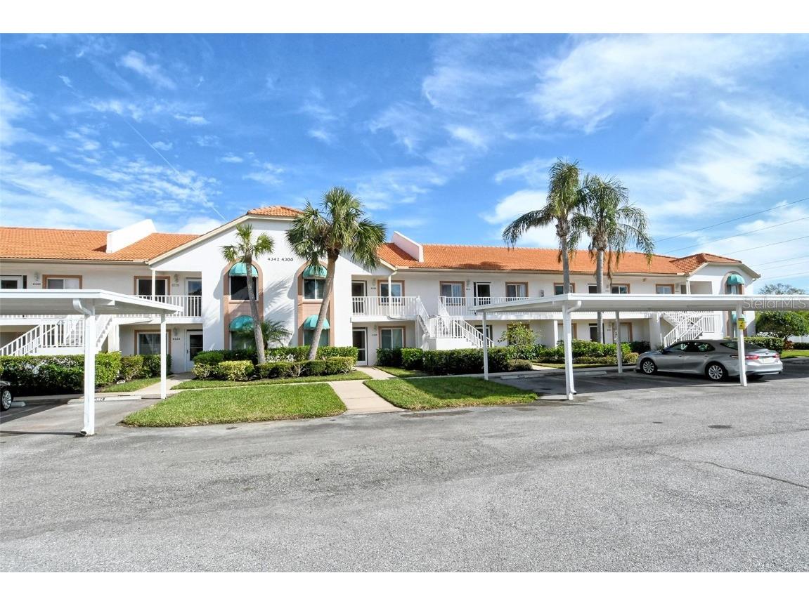 4302 Madeira Court #3334 Sarasota FL 34233 A4638065 image1