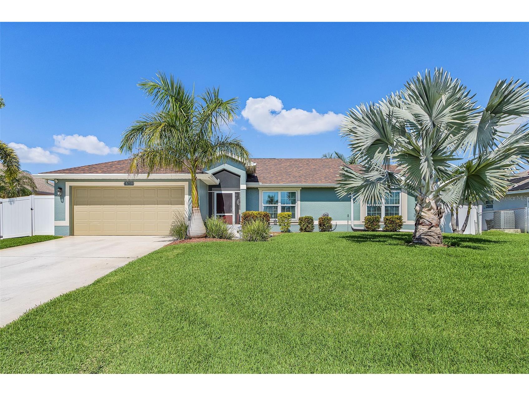 4302 SW 18th Place Cape Coral FL 33914 C7525247 image1