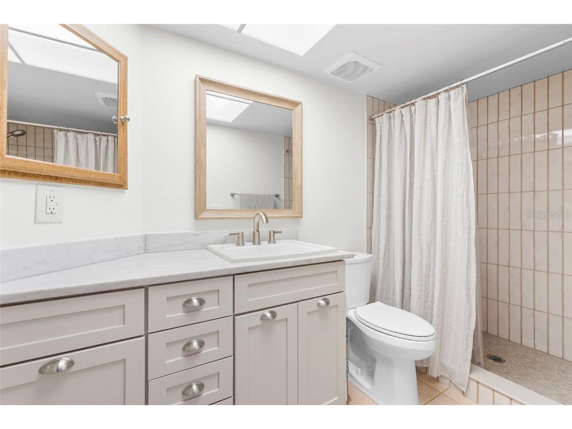 4302 Woodmans Chart #134 Sarasota FL 34235 A4667519 image18