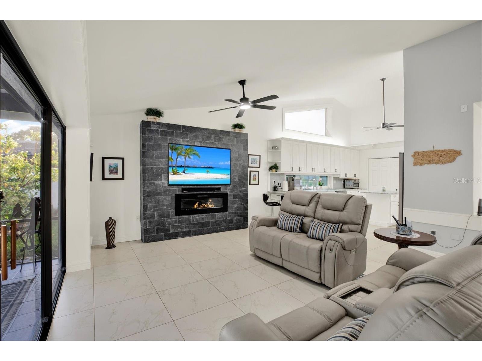 4303 Middle Lake Drive Tampa FL 33624 TB8493189 image10