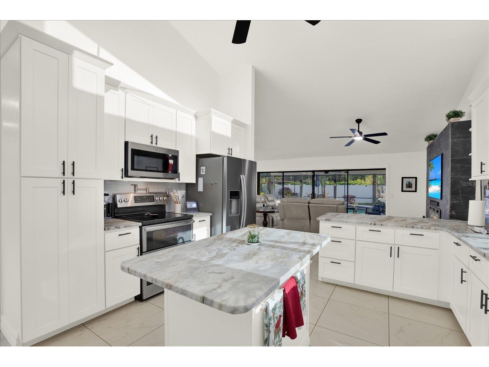 4303 Middle Lake Drive Tampa FL 33624 TB8493189 image8
