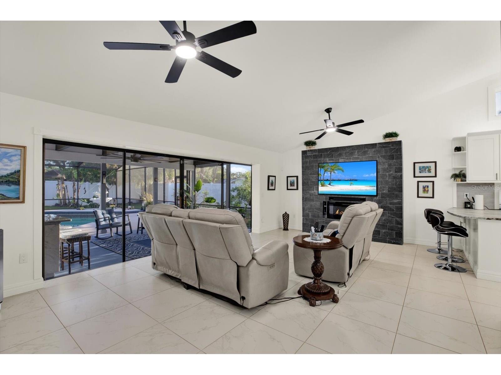 4303 Middle Lake Drive Tampa FL 33624 TB8493189 image9