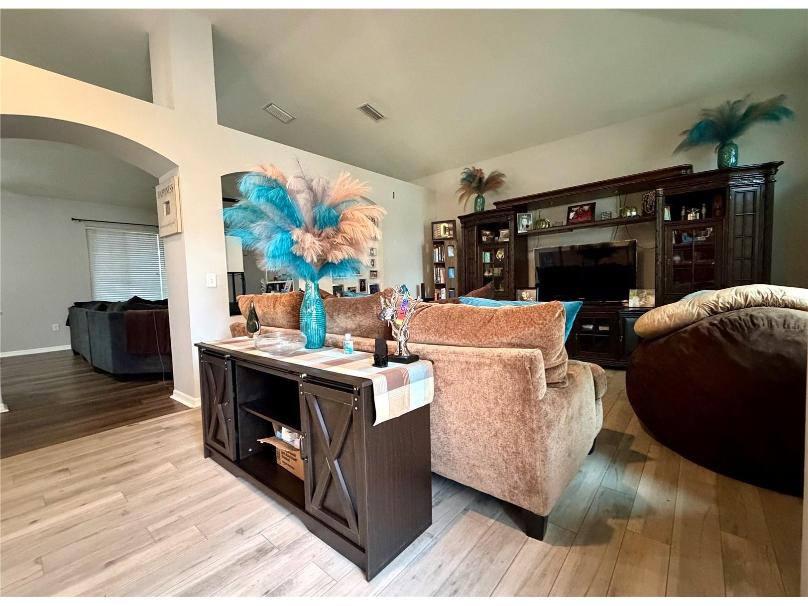 4303 Orange Ridge Court Valrico FL 33596 TB8506230 image4