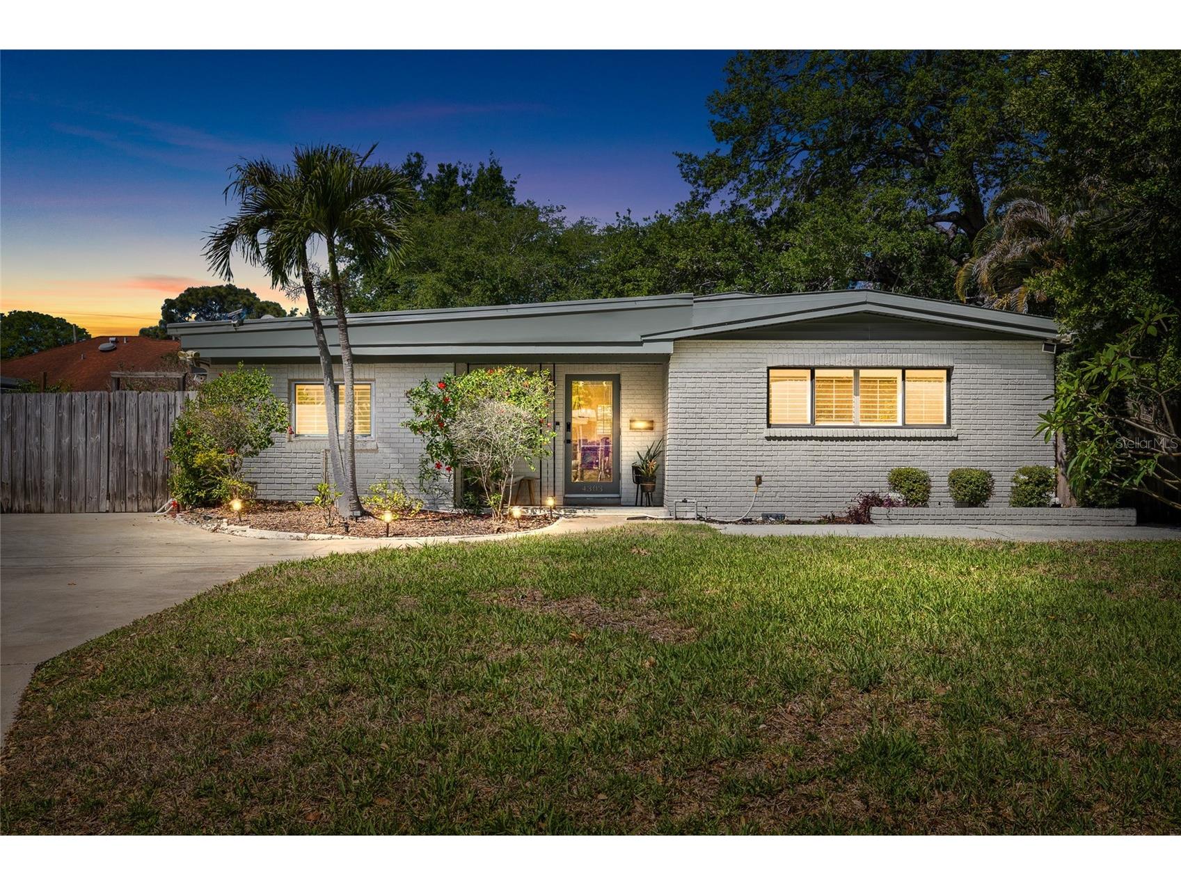 4303 S Cameron Avenue Tampa FL 33611 TB8493005 image1