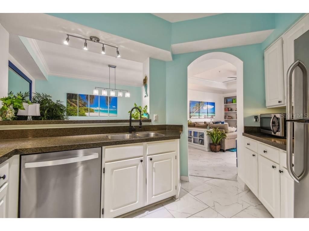 4304 Bay Club Circle #4304 Tampa FL 33607 - TAMPA BAY HARBOUR TB8514872 image11