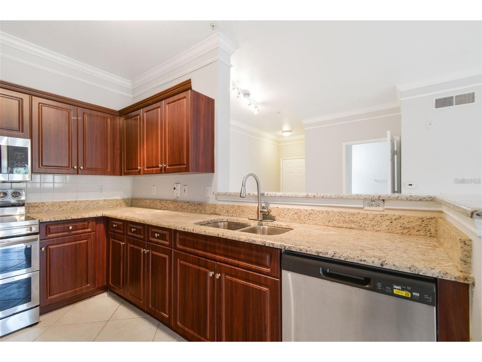 4304 Bayside Village Drive #103 Tampa FL 33615 TB8480003 image11